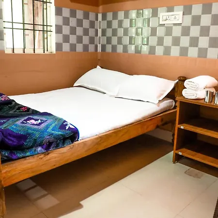 Isiri River Side Stay Kalasa Exterior photo