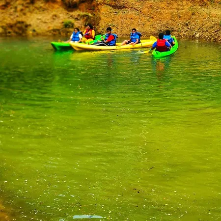 Isiri River Side Stay Kalasa Exterior photo