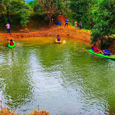 Isiri River Side Stay Kalasa Exterior photo