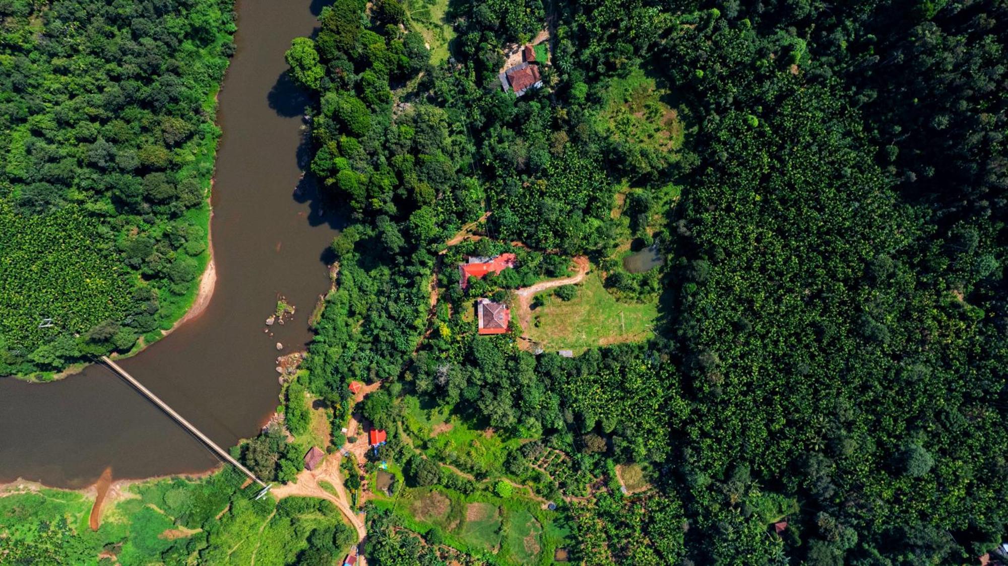 Isiri River Side Homestay Kalasa