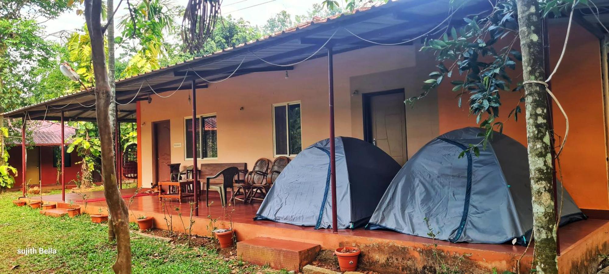 Isiri River Side Homestay